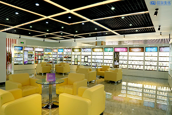 護膚品加工廠:美妝店鋪的跨界標準？