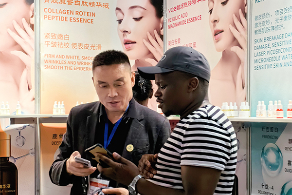 重磅！廣東歐泉集團(tuán)（南非）貿(mào)易博覽會(huì)完美收官！